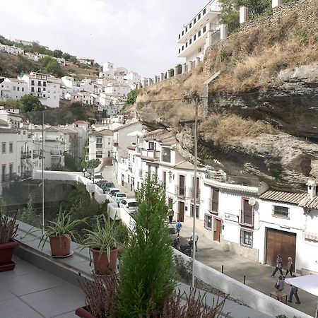 Casa Rural Las Cuevas De Setenil Setenil De Las Bodegas Luaran gambar