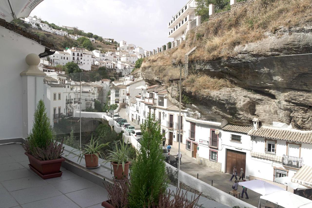 Casa Rural Las Cuevas De Setenil Setenil De Las Bodegas Luaran gambar