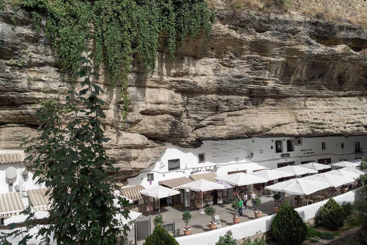 Casa Rural Las Cuevas De Setenil Setenil De Las Bodegas Luaran gambar